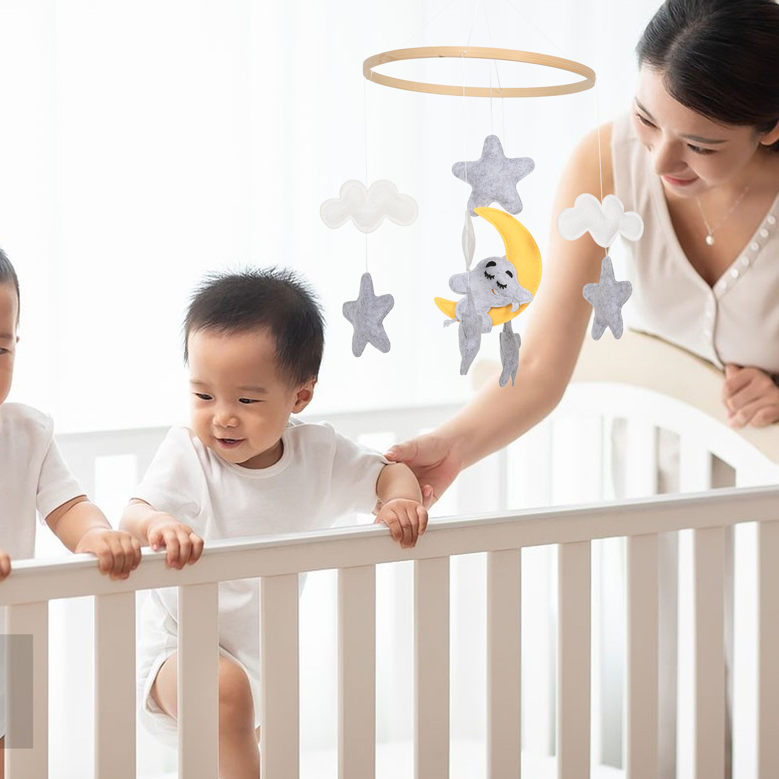 Móvil de Cuna de Fieltro con A - Baby Nursery Crib reseña y precio